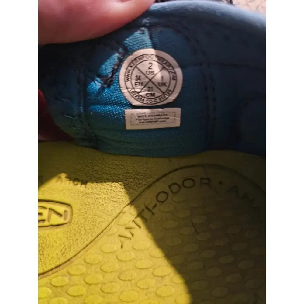 KEEN Newport H2 Kids Sandals Size 2 Blue Black Water Hiking Shoes
